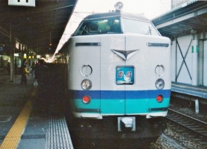 上沼垂色雷鳥号485-200