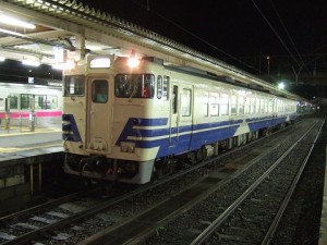 快速深浦号・青森駅にて