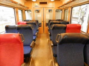 721系快速エアポート号のUシート座席配列