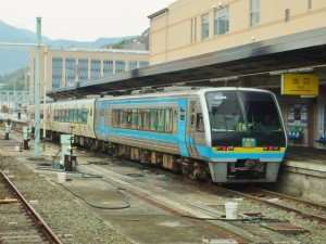 特急宇和海号・アンパンマン車両を含む