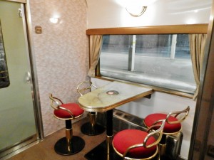 ドリームカーの車端部フリースペース