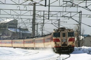 キハ80系特急おおぞら・苗穂カーブ
