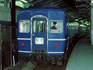 文字テールマーク時代の寝台特急紀伊・東京駅にて