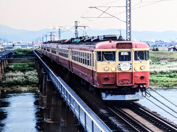 急行くずりゅう号（小型ウィングHM）