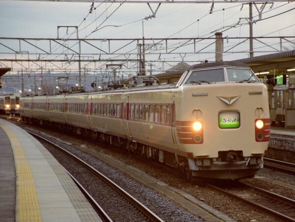 臨時急行ちくまの381系時代