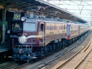 サロンエクスプレス東京＋EF5861
