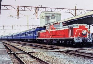 DD51牽引の寝台特急あかつき号