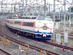 白山色の489系を使った特急あさま