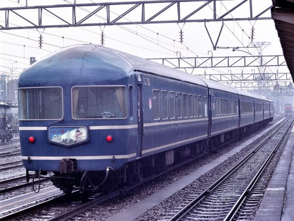 シュプール白馬・栂池号20系緩急車