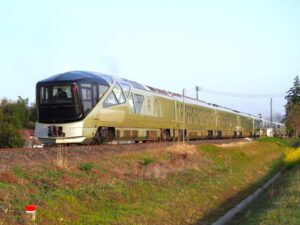 2023年運行の陸羽東線四季島