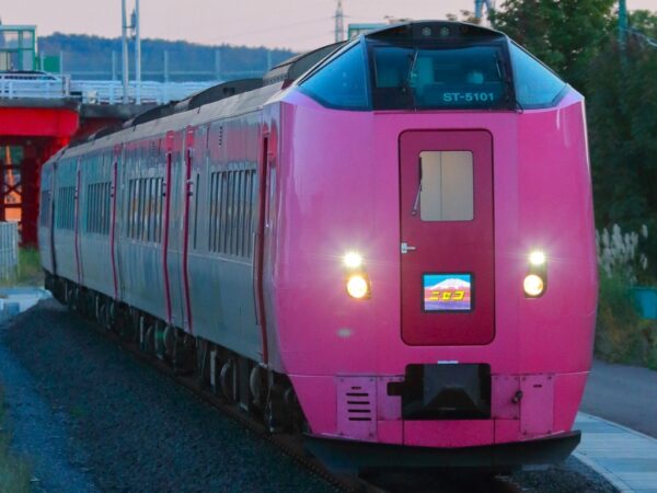 キハ261系ハマナス編成の特急ニセコ