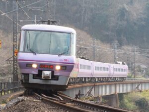 381系スーパーやくも復刻塗装（パノラマ車）