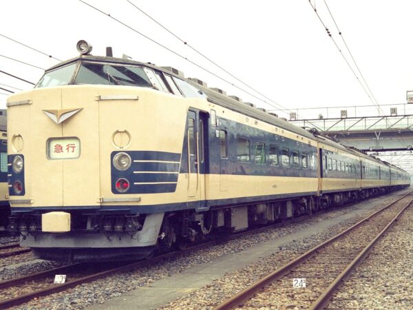 急行津軽・583系(急行表示)