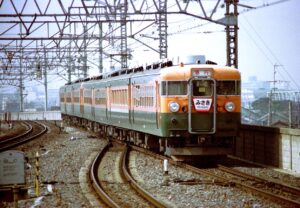 165系急行みさき